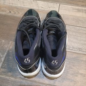 Jordan 11 - Space Jam - Size 14 - Used
